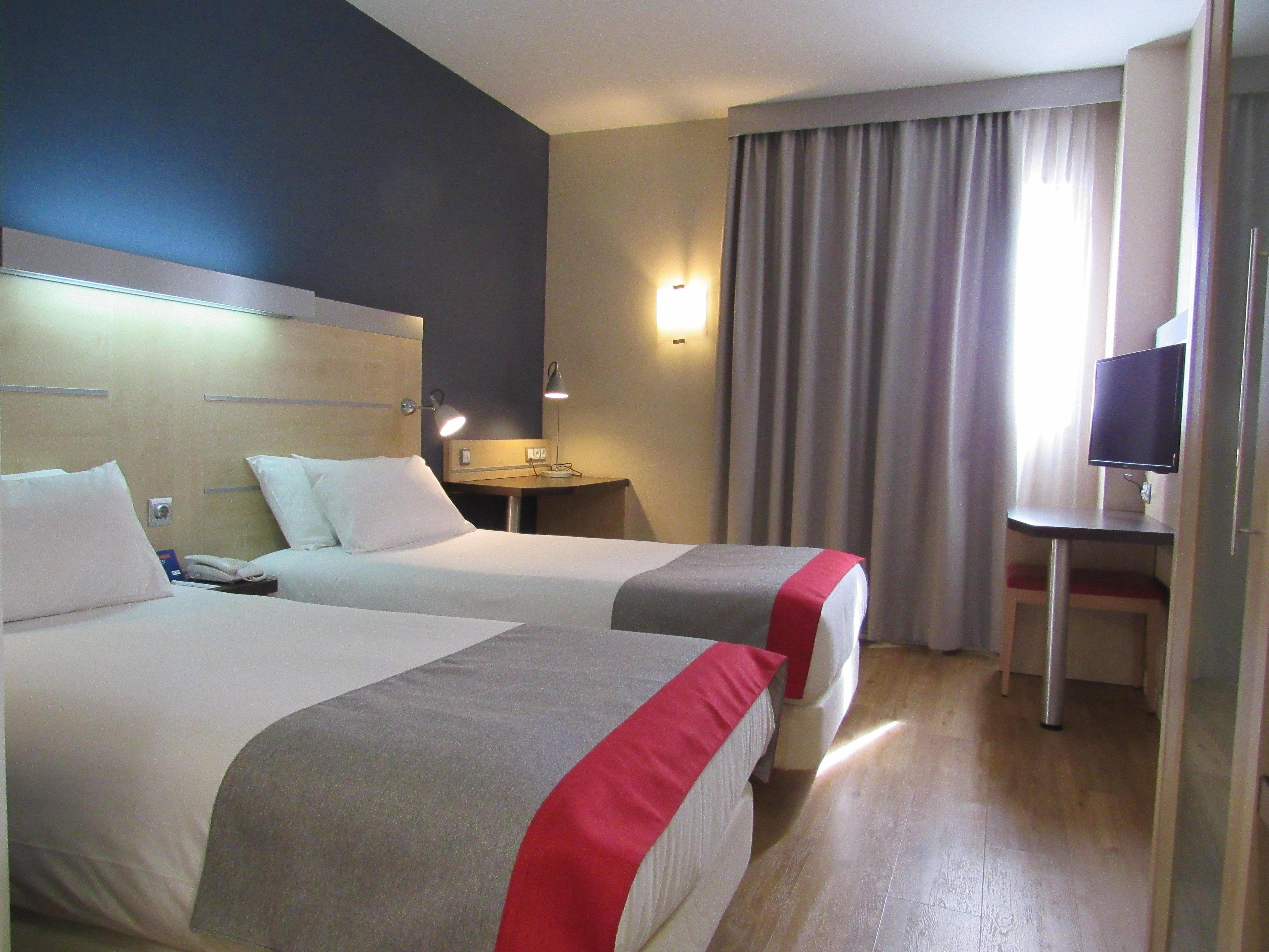 Holiday Inn Express Madrid-Alcorcon By Ihg Esterno foto