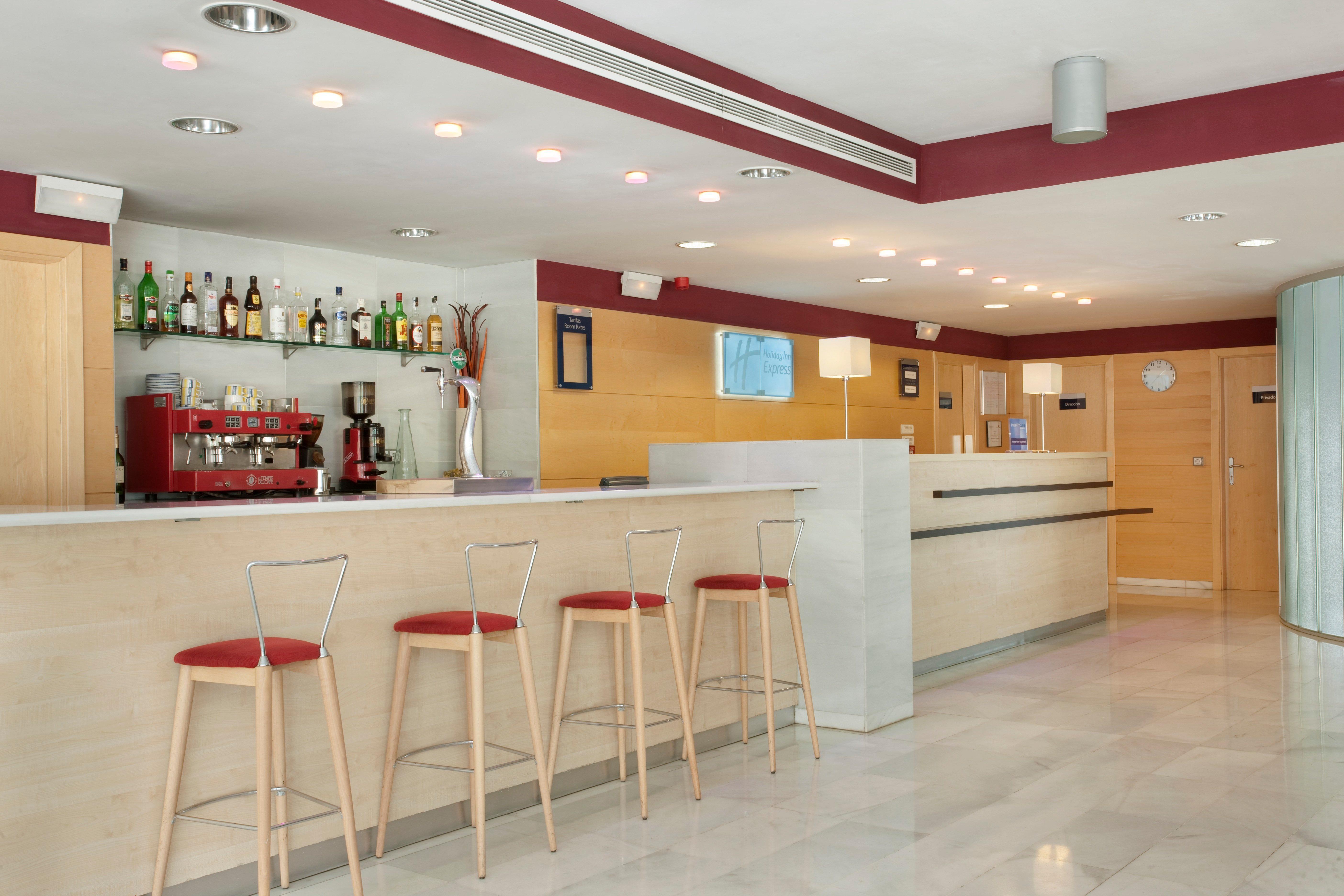 Holiday Inn Express Madrid-Alcorcon By Ihg Esterno foto
