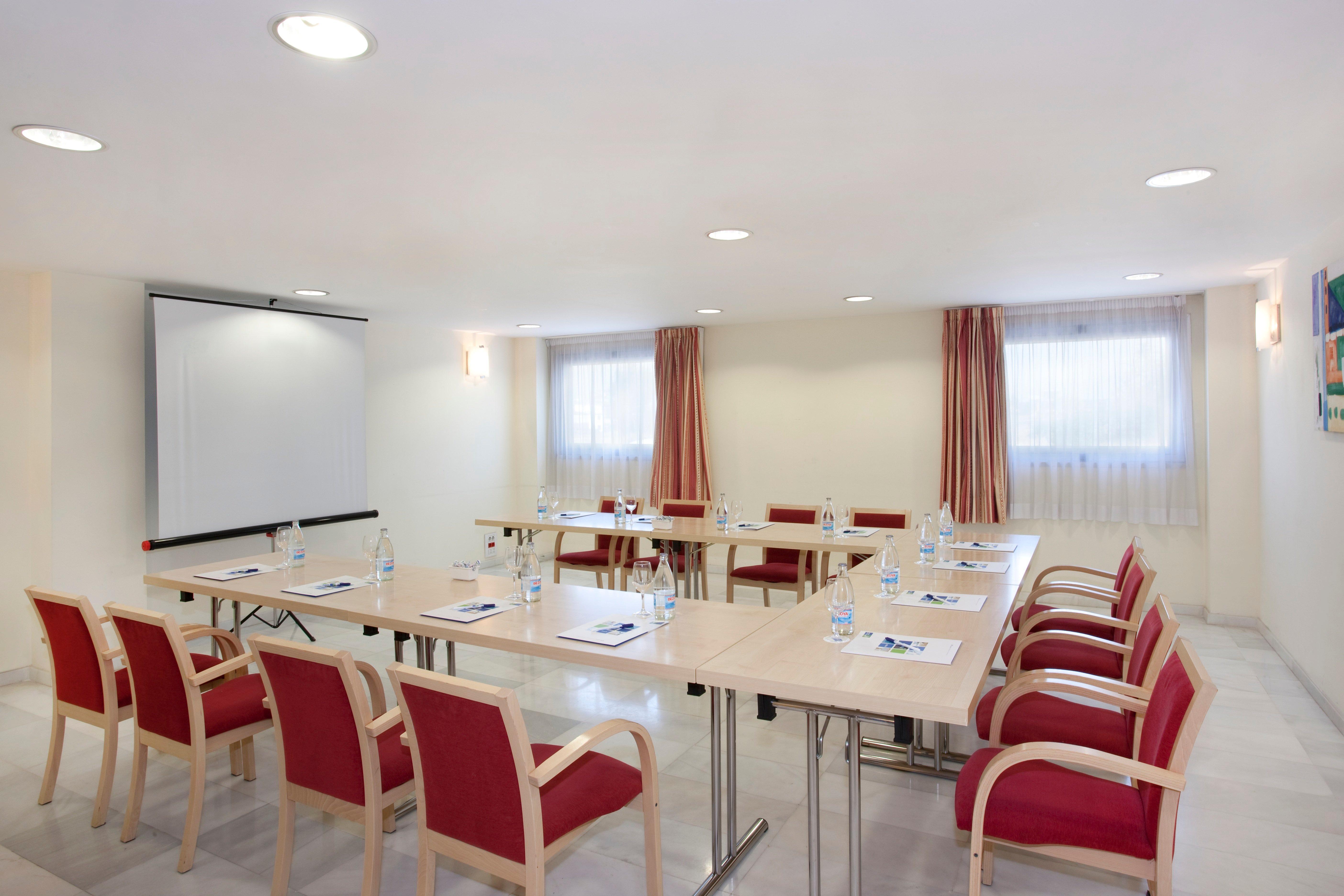 Holiday Inn Express Madrid-Alcorcon By Ihg Servizi foto