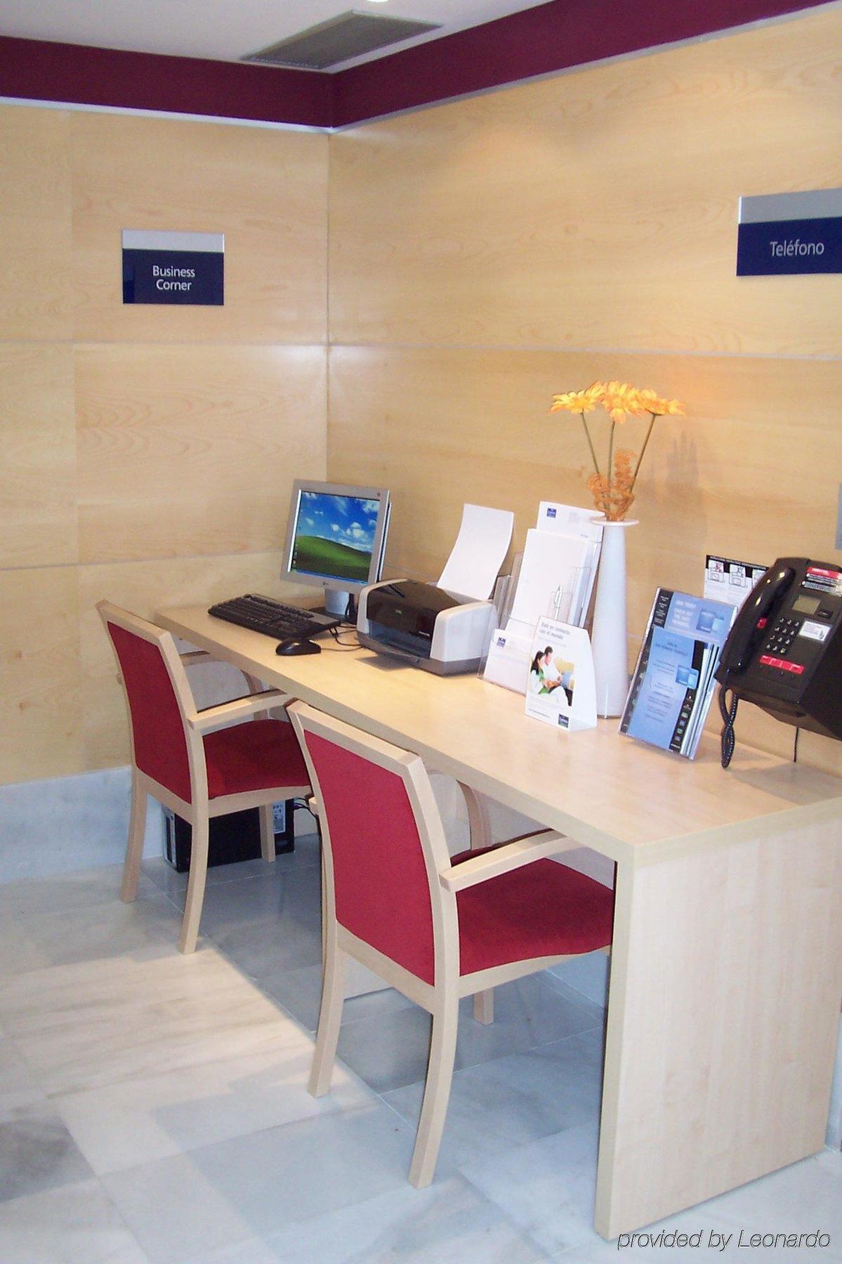Holiday Inn Express Madrid-Alcorcon By Ihg Servizi foto