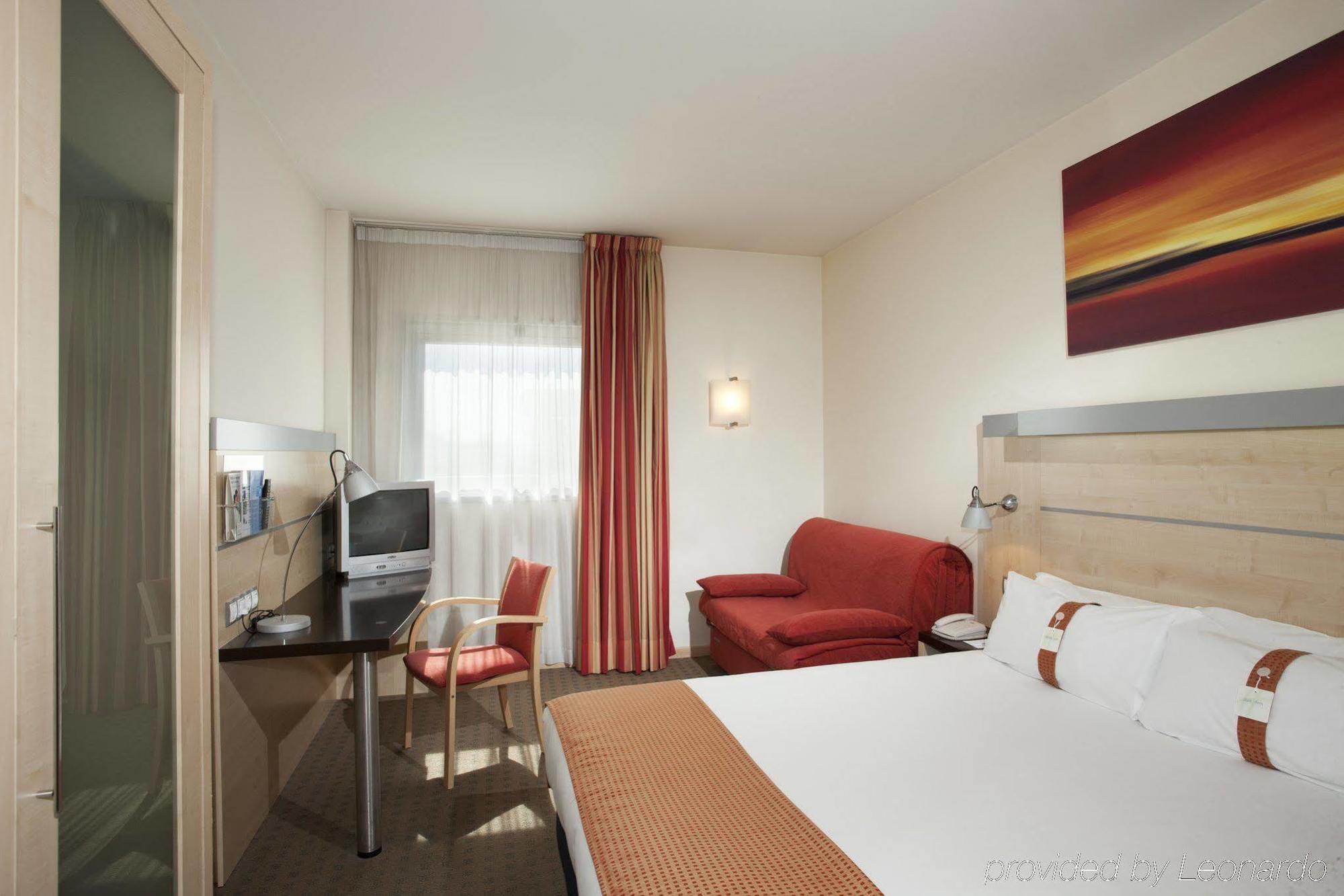 Holiday Inn Express Madrid-Alcorcon By Ihg Esterno foto