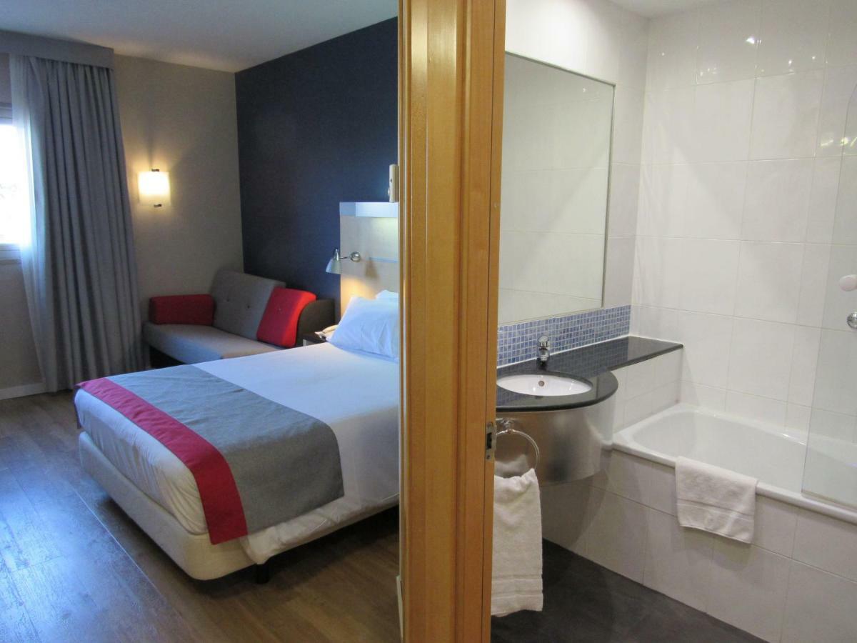 Holiday Inn Express Madrid-Alcorcon By Ihg Esterno foto