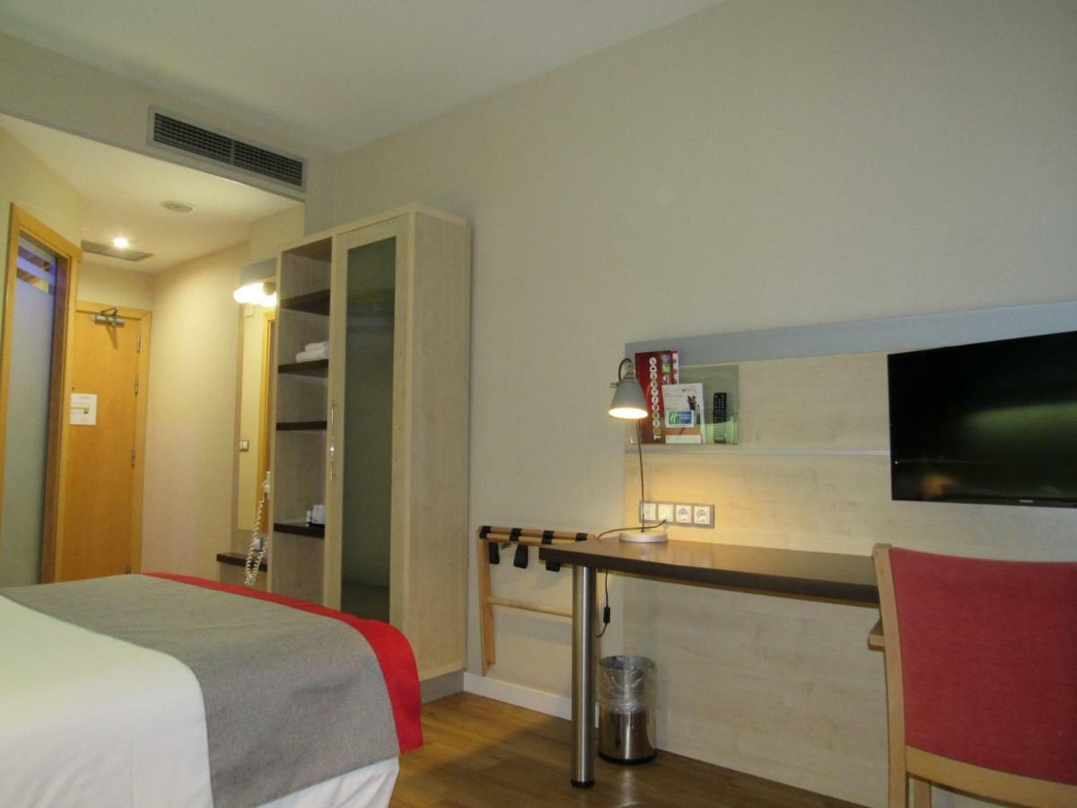 Holiday Inn Express Madrid-Alcorcon By Ihg Esterno foto